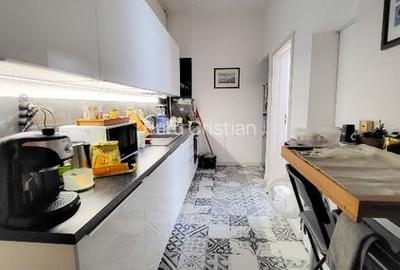 Apartament cu 5 camere semidecomandat în P-ța Romană - 5