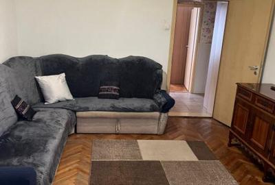 Apartament 3 camere, decomandat de 70 mp zona Calea Bucurest