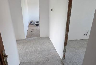 Apartament cu 3 camere în Central - 1