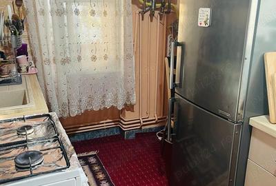 Apartament cu 3 camere semidecomandat în Central - 4