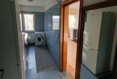 Apartament cu 3 camere semidecomandat în Morăreni - 4