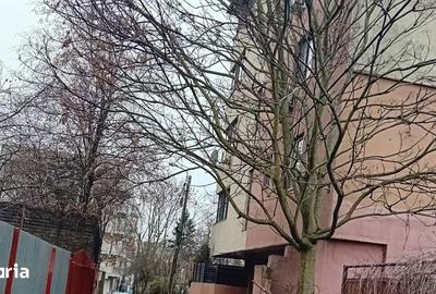 Teren de 741 mp, în Băneasa