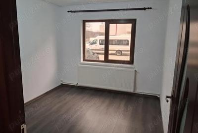 Apartament cu 3 camere decomandat în Central - 3