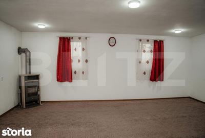 Casă cu 5 camere cu Teren 3588 Mp în Central - 6