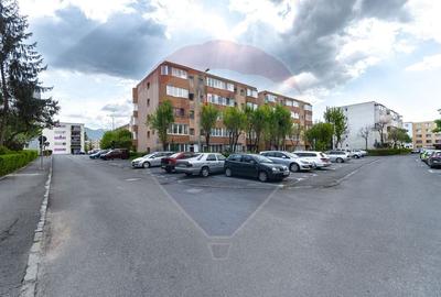 Apartament cu 1 camere decomandat, mobilat în Tractorul - 14