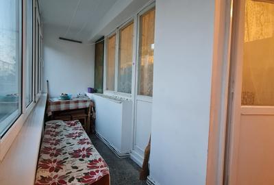 Apartament cu 2 camere semidecomandat, mobilat în Țiglina 2 - 8