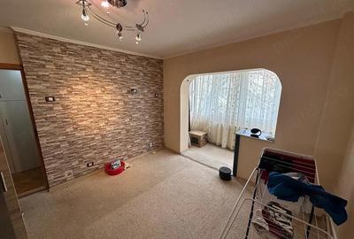 Apartament cu 3 camere decomandat în Central - 3