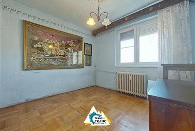 Apartament cu 4 camere decomandat în Podgoria - 2