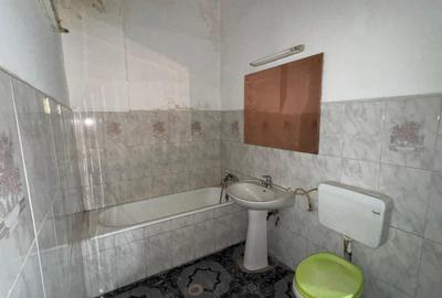 Casă individuală cu 11 camere cu Canalizare în Dristor - 6