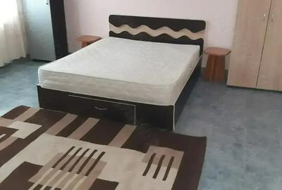 Garsoniera cu doua camere clubul politistilor buza