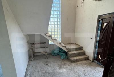 Casă cu 4 camere cu Teren 500 Mp în Beclean