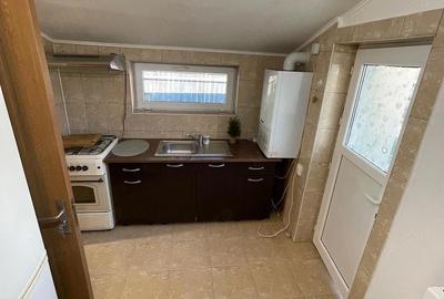 Casă cu 2 camere cu Teren 300 Mp în Voluntari