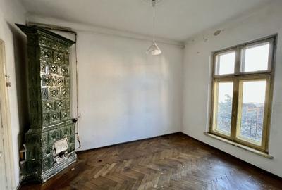 Casă individuală cu 35 camere cu Canalizare în Centrul Civic - 13