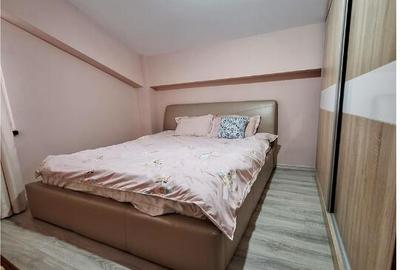Apartament cu 3 camere decomandat în Narcisa - 16