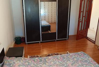 Apartament cu 3 camere decomandat în Central - 1