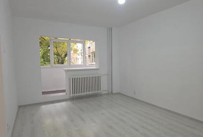 Apartament 2 camere Teiul Doamnei recent renovat - 4