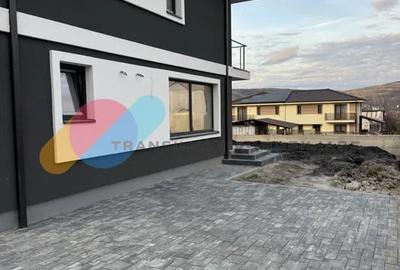 Casă individuală cu 4 camere cu Canalizare în Chinteni - 3