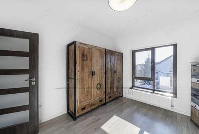 Casă cu 5 camere cu Canalizare în Brâncoveanu - 3