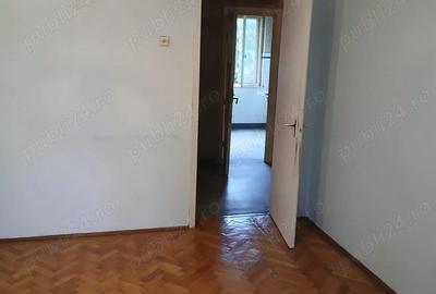 Apartament cu 3 camere decomandat în Andrei Mureșanu - 4