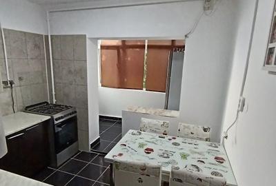 Apartament cu 3 camere decomandat în Central - 7