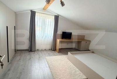 Casă cu 5 camere cu Teren 700 Mp în Central - 10