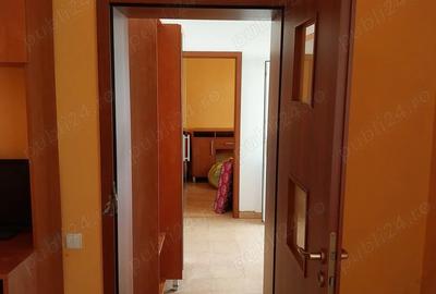 Casă cu 3 camere cu Teren 220 Mp în P-ța Universității - 6