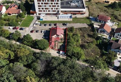 Vila formata din 4 unitati locative in Cordau, zona President. - 54