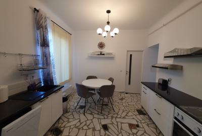 Zona spital sf constantin, apt 2 camere in casa, 2 bai, curte, 400 euro - 7