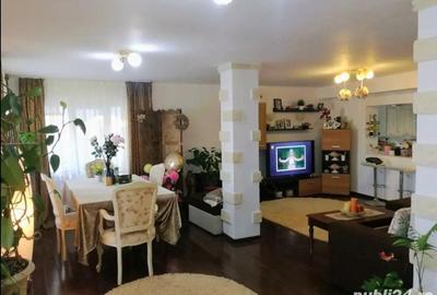 Inchiries Imobil Casa Bragadiru,4 camere+terasa+garaj,teren 650mp - 1