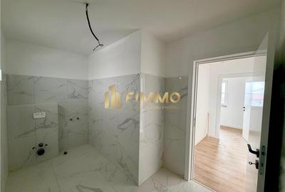 Duplex cu 4 camere cu Canalizare în Ipotești - 12