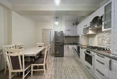 Apartament cu 2 camere decomandat în Băneasa