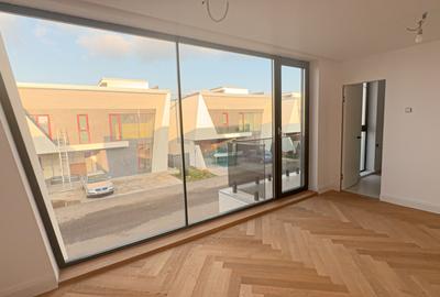 Duplex cu 5 camere cu Piscina în Central - 1