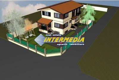 Casă individuală cu 4 camere cu Teren 335 Mp în Cetate