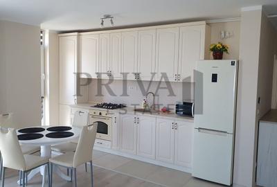 Apartament cu 2 camere decomandat, mobilat în Soarelui