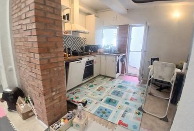 Apartament cu 3 camere decomandat în Eroii Revoluției - 2