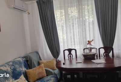 Apartament cu 3 camere semidecomandat în Titan