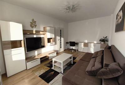Apartament cu 2 camere decomandat în Răcădău