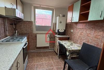 Apartament cu 2 camere decomandat în Mircea cel Bătrân