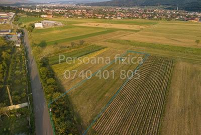 Teren de 1800 mp, în Gilău