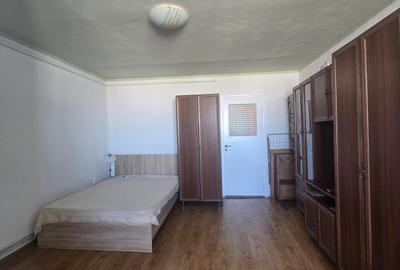 Garsonieră semidecomandată în Central