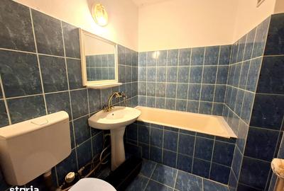 Apartament cu 3 camere decomandat în Tătărași
