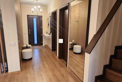 Casă cu 4 camere în Tamași - 11