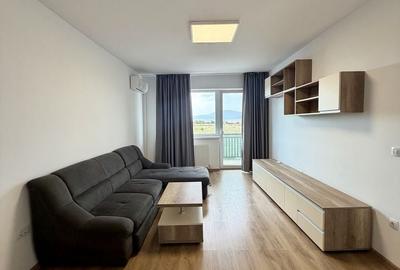 Apartament cu 2 camere decomandat în Tractorul