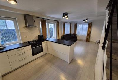 Duplex cu 3 camere cu Canalizare în Triaj - 1