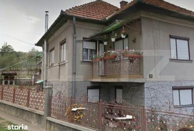 Casă cu 5 camere cu Teren 860 Mp în Sava