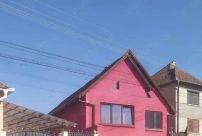 Casă cu 5 camere cu Teren 380 Mp în Agnita - 1