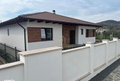 Casă cu 4 camere în Bozânta Mică - 11