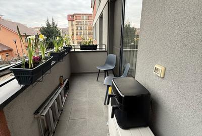 Apartament cu 2 camere decomandat, mobilat în Circumvalațiunii - 1