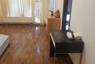 Garsonieră în Titan - 3