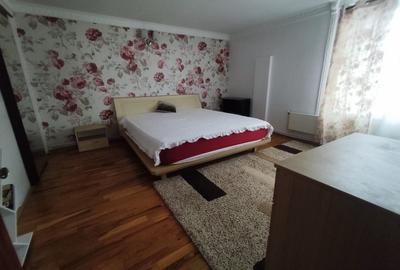 Apartament cu 2 camere decomandat în Exterior Vest